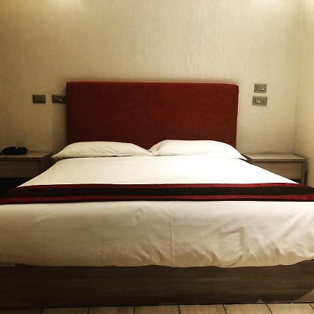 Igiban Hotel Milán Exteriér fotografie